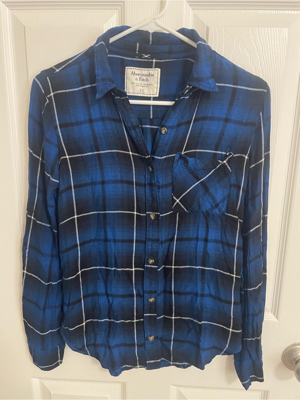 Abercrombie & Fitch Blue Plaid Button-Up Shirt